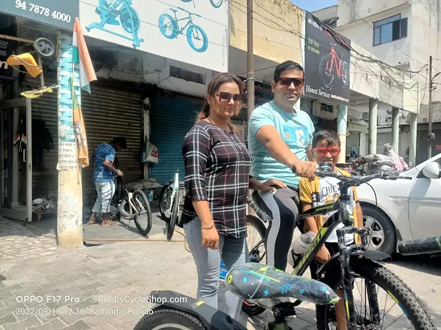 Bobby Cycles Bobby Cycles