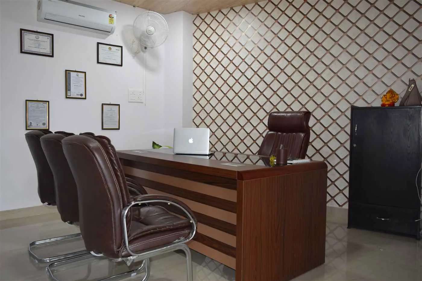 Evolve Esthetique Clinics