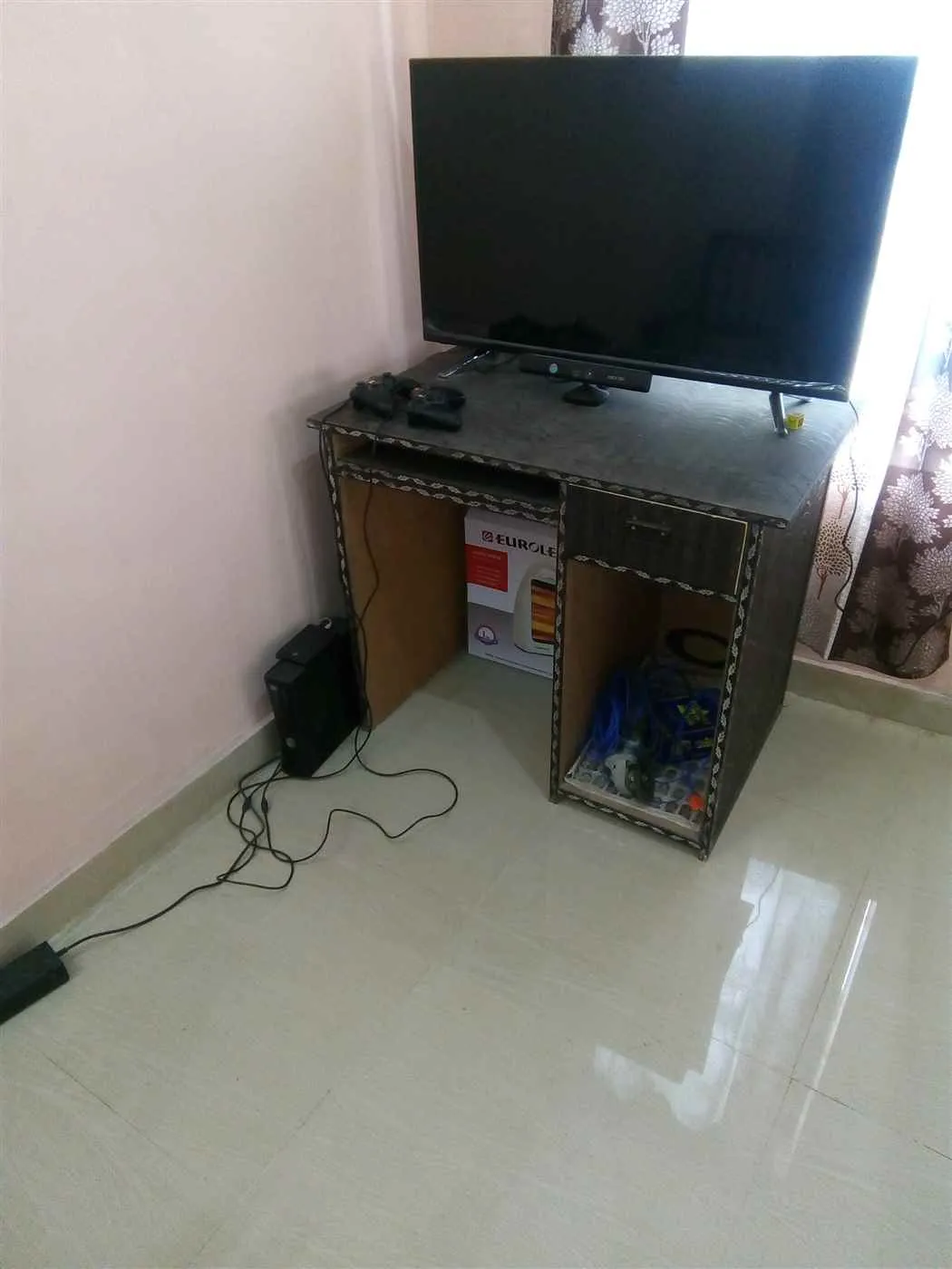 Bir Kastle Bir Kastle