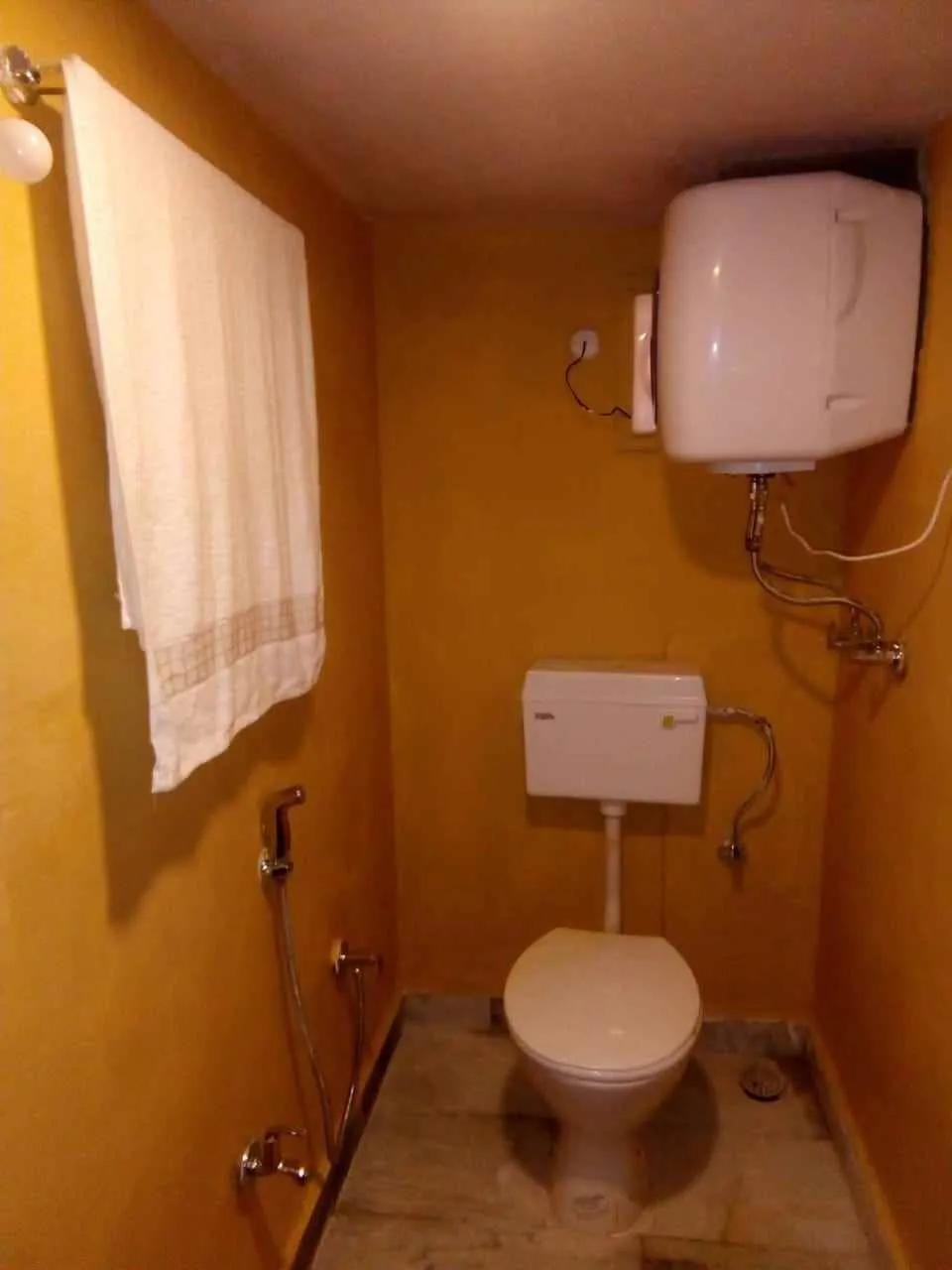 Bir Kastle Bir Kastle