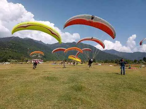 Bir Kastle Bir Kastle