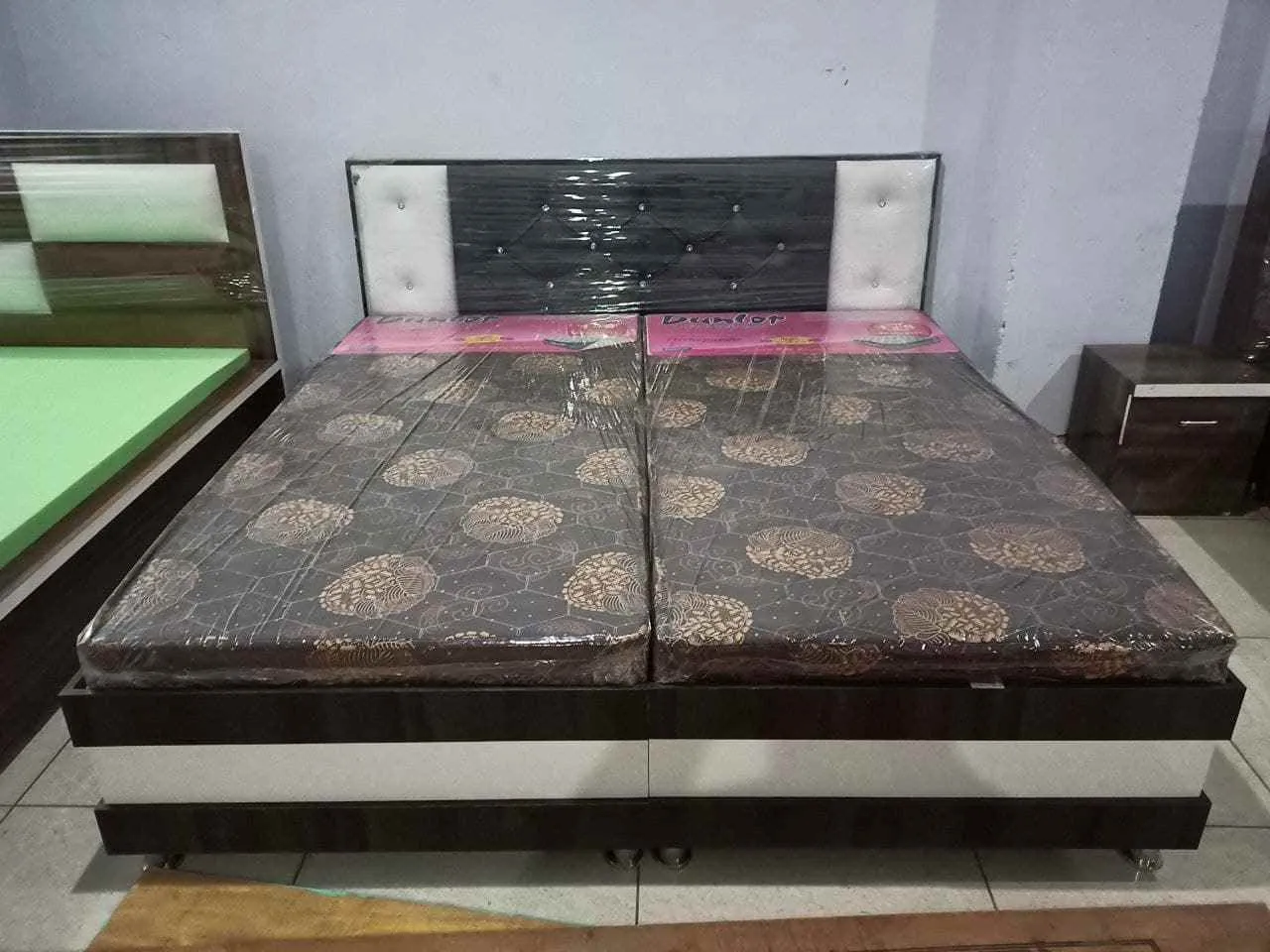 Om Parkash and Sons Om Parkash and Sons