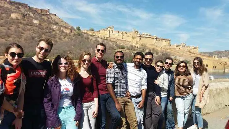 Private Driver in India Private Driver in India