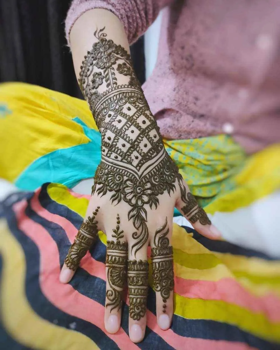 Mehendi Artist Mousumi