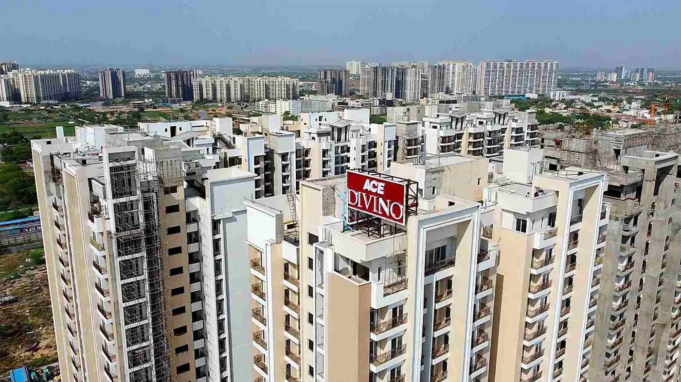 Apartments in Noida Apartments in Noida