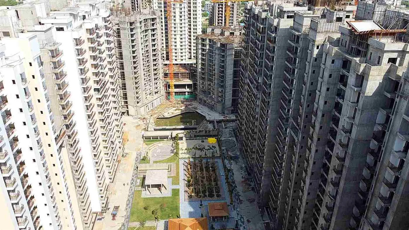 Apartments in Noida