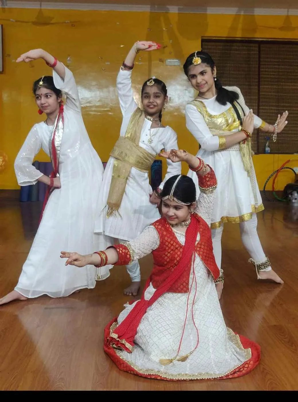 Aaja Nachle Dance Academy Aaja Nachle Dance Academy