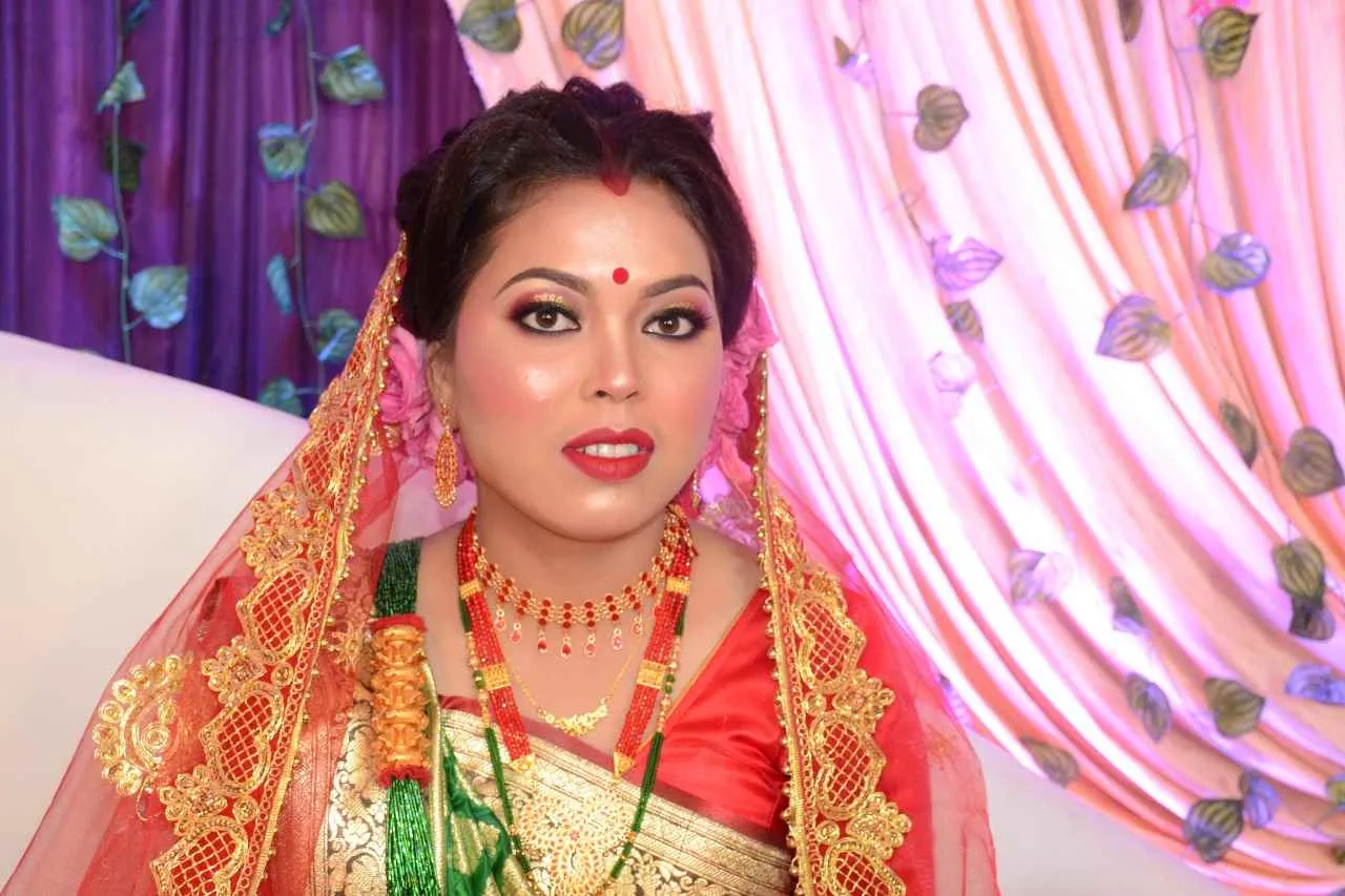 Makeup Artist And Hairstylist-Pooja Gope Paul Makeup Artist And Hairstylist-Pooja Gope Paul