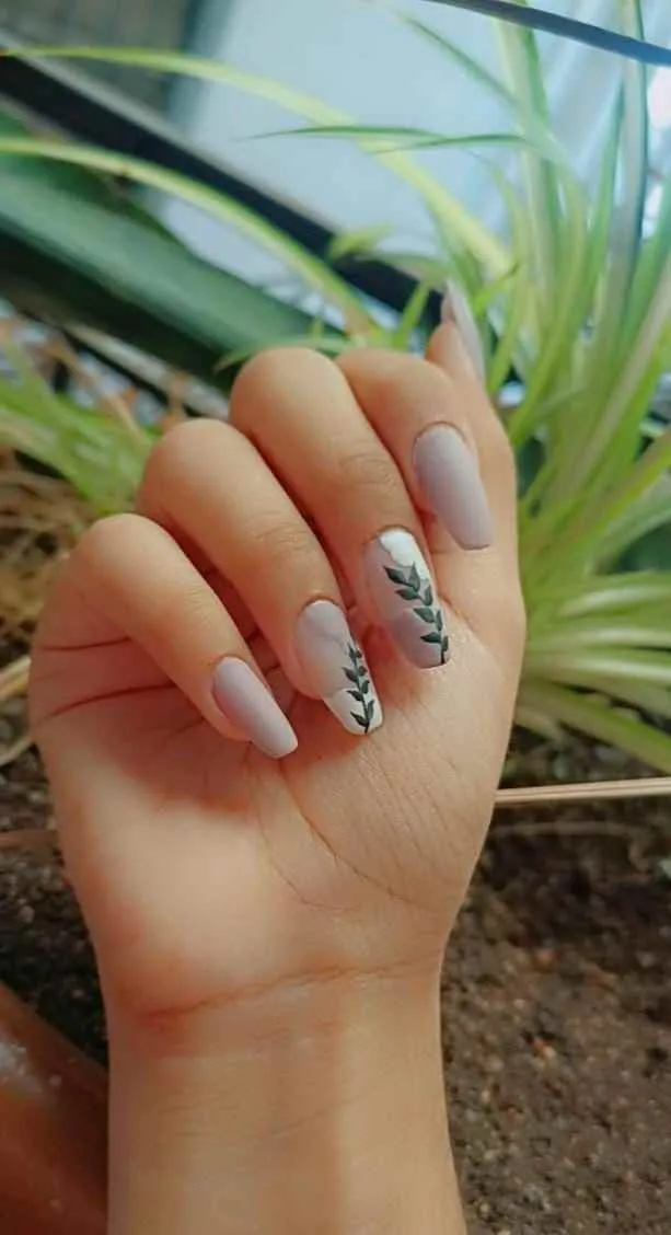 Gloriant Nail Studio