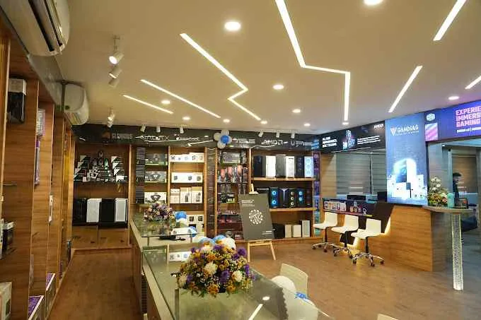 The IT Gear The IT Gear