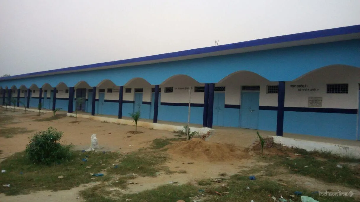 Raza Public School