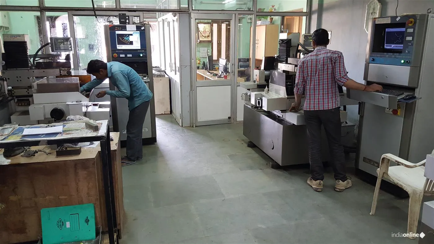 M Tech Dies M Tech Dies