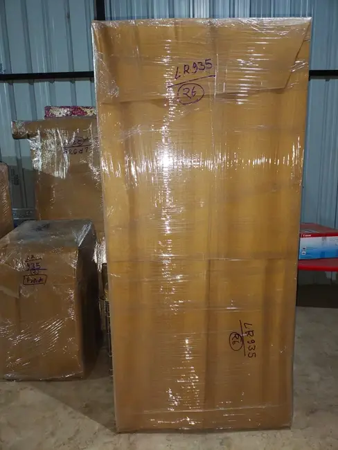 Almirah Packing Almirah Packing