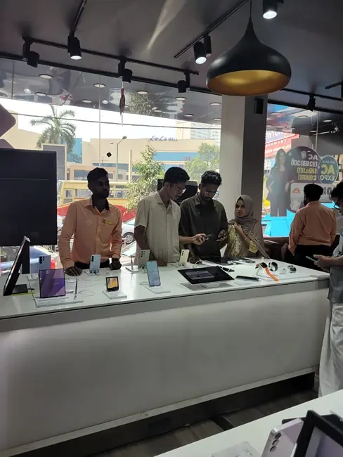 Mobile Phone Store Edappally
