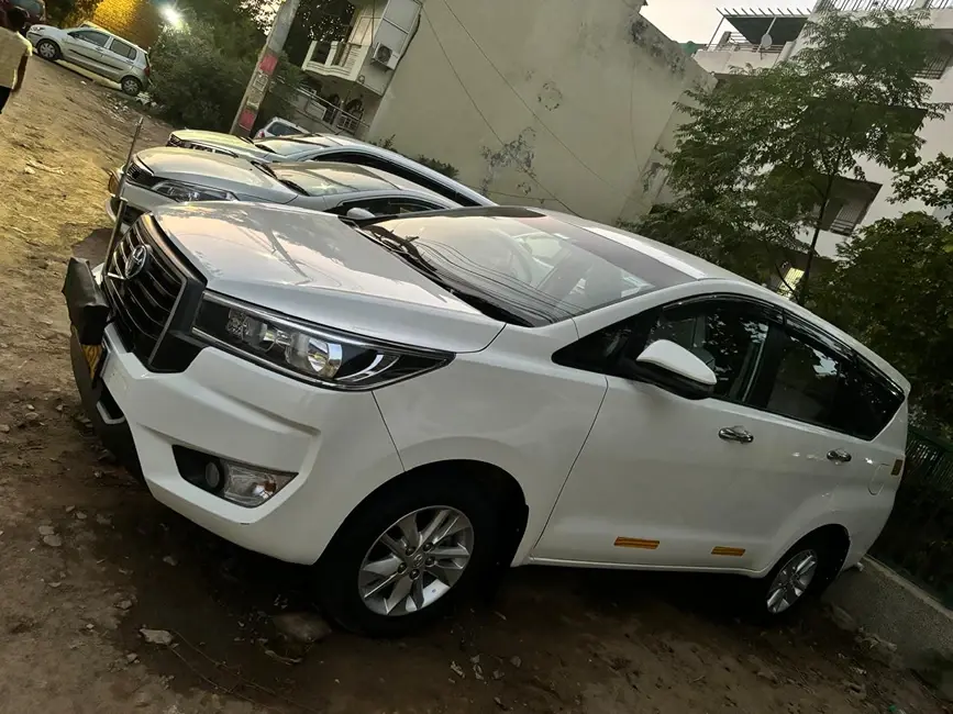 Innova Crysta Innova Crysta