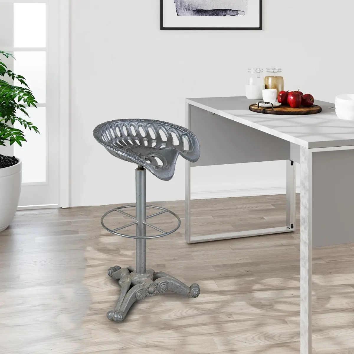 Alessa Bar Stool 16inx14inx28in