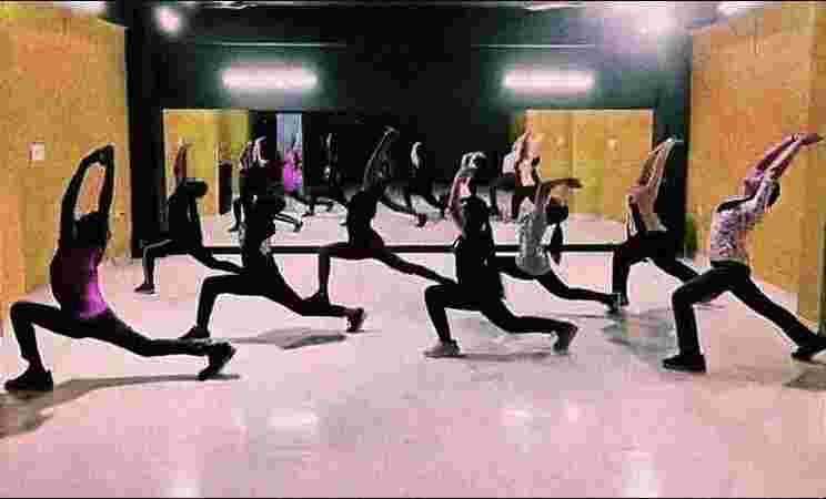 Magic moves dance studio