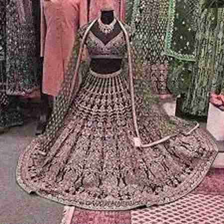 Shruti Collections - Lehangas on Rent