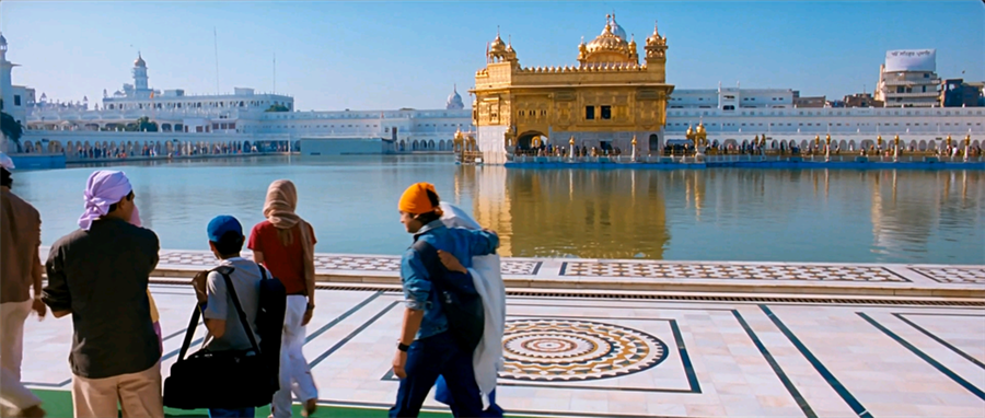 बॉलीवुड फिल्मों के माध्यम से भारत