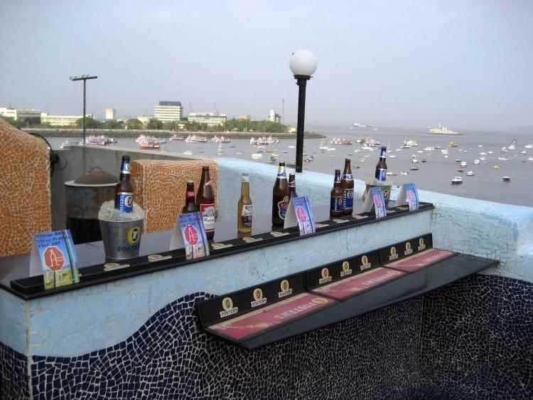 बायव्यू- मुंबई भारत में बीयर कैफे