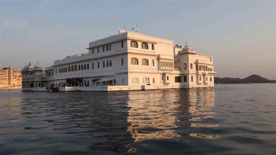 भारत में विचित्र पर्यटन स्थल