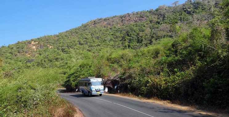 भारत में सर्वश्रेष्ठ बस यात्राएं
