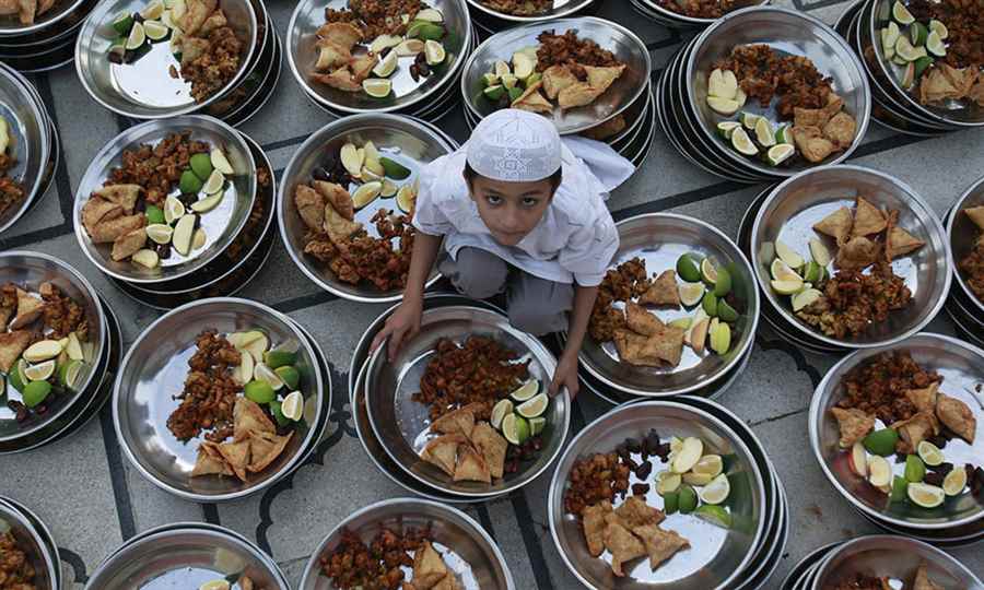 भारत में इफ्तार के सर्वश्रेष्ठ स्थान भारत में इफ्तार के सर्वश्रेष्ठ स्थान