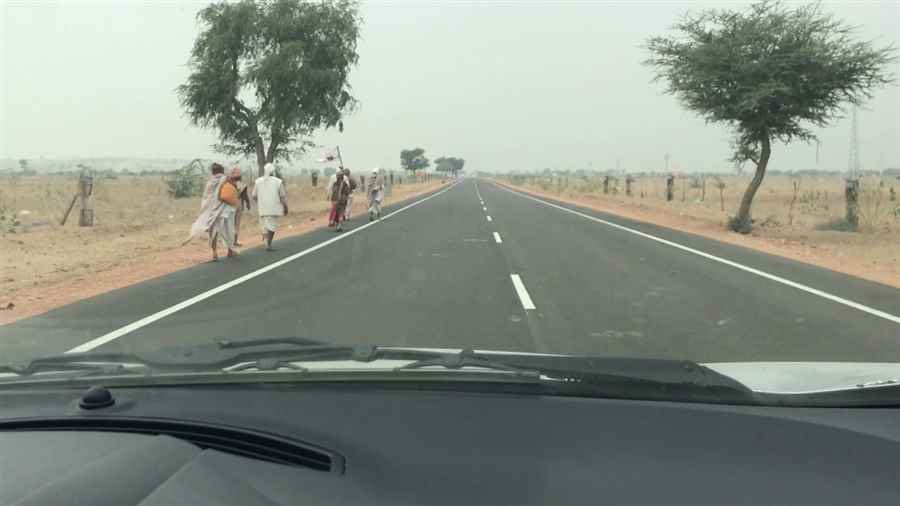 भारत की सर्वश्रेष्ठ सड़क यात्राएं