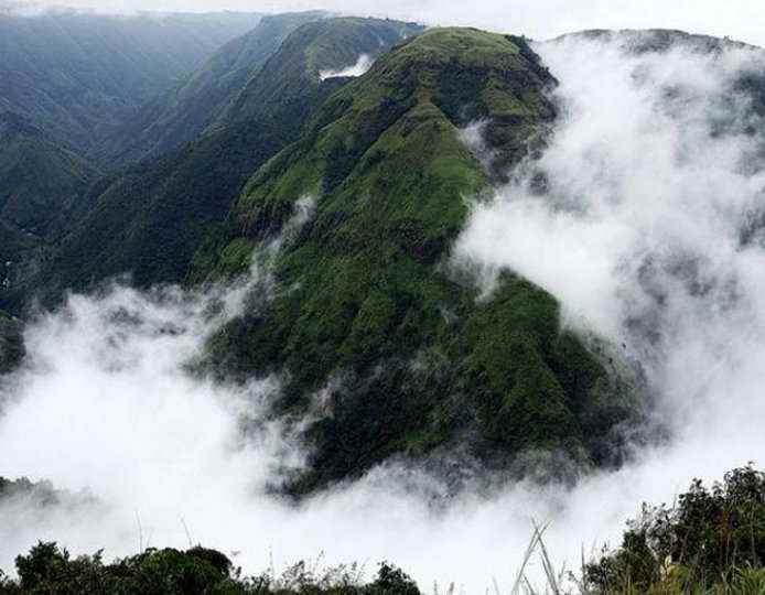 पृथ्वी पर सबसे अधिक वर्षा का स्थान भारत के ऑफबीट गंतव्य