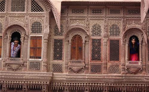 ?India Through Bollywood Movies