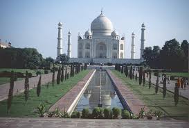 taj mahal monuments in india