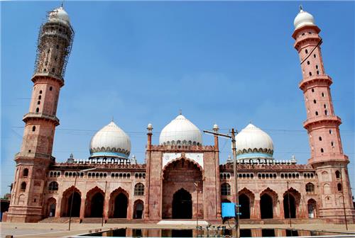 Top Mosques in India noted for architecture