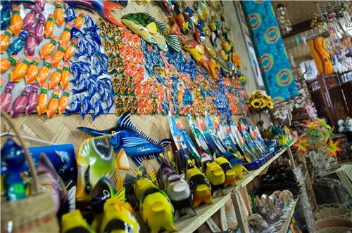 Shopping in Sri Lanka