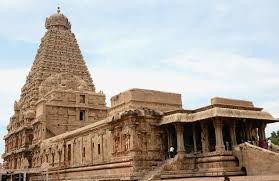 brihadeeshwara temple monuments in india