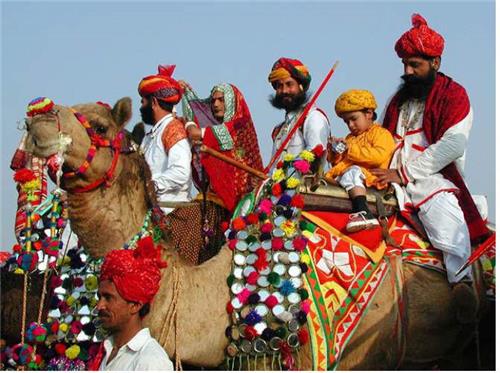 Long Weekend Holiday Planner for November