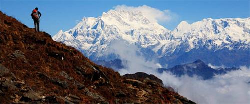 Trekking in Kachenjunga