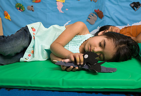 Making Kids Nap Travelling with Kids