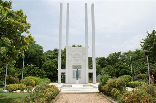 French War Memorial Travel and tourism in Pondicherry